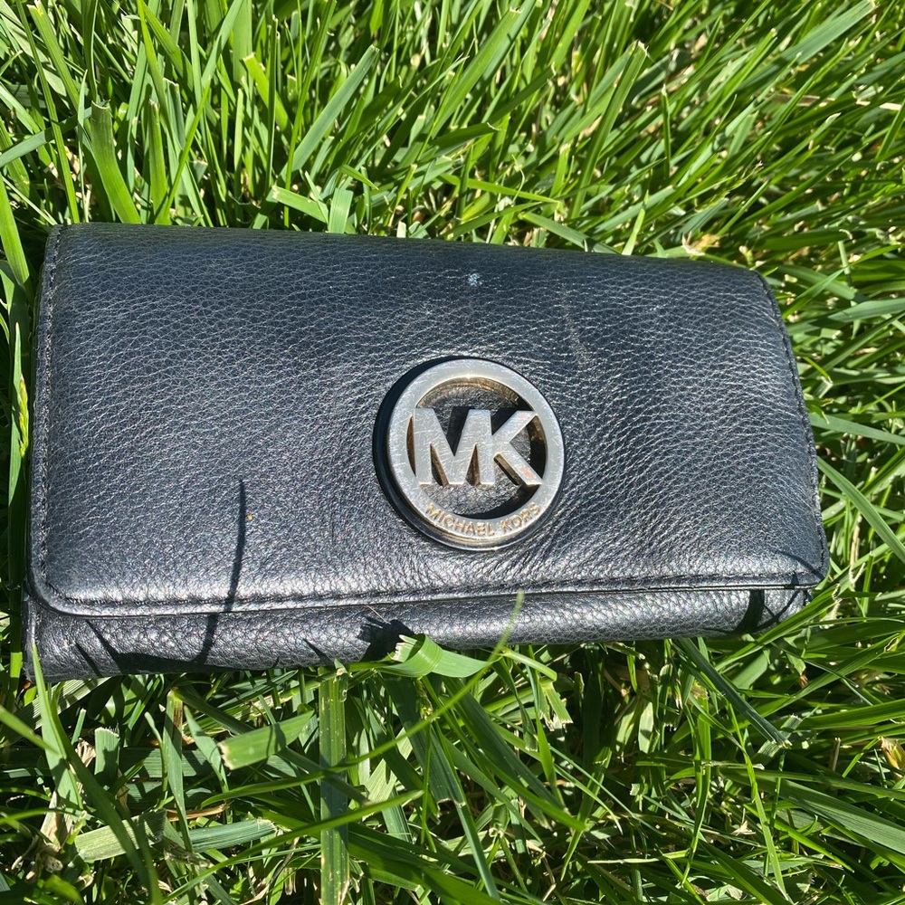 michael korus wallet